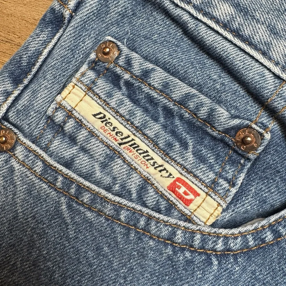 Diesel Kulter Jeans Mens 30x30 Blue Straight Leg Made in Italy Denim (Tag33)